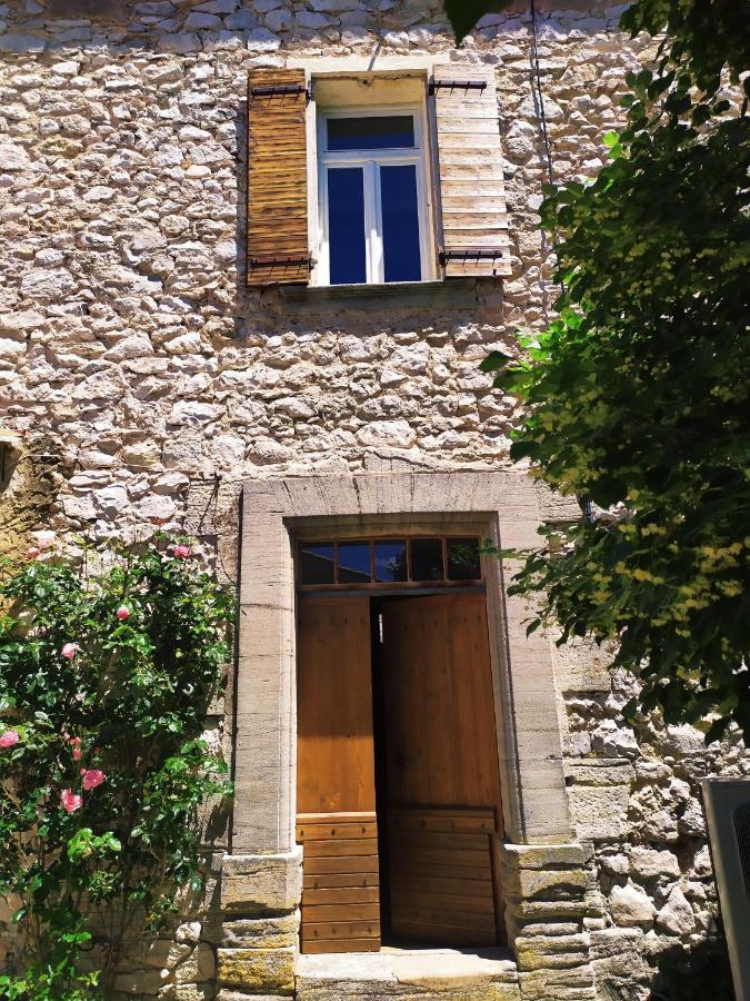 Chambre D'Hotes Face Au Lavoir Méthamis Kültér fotó