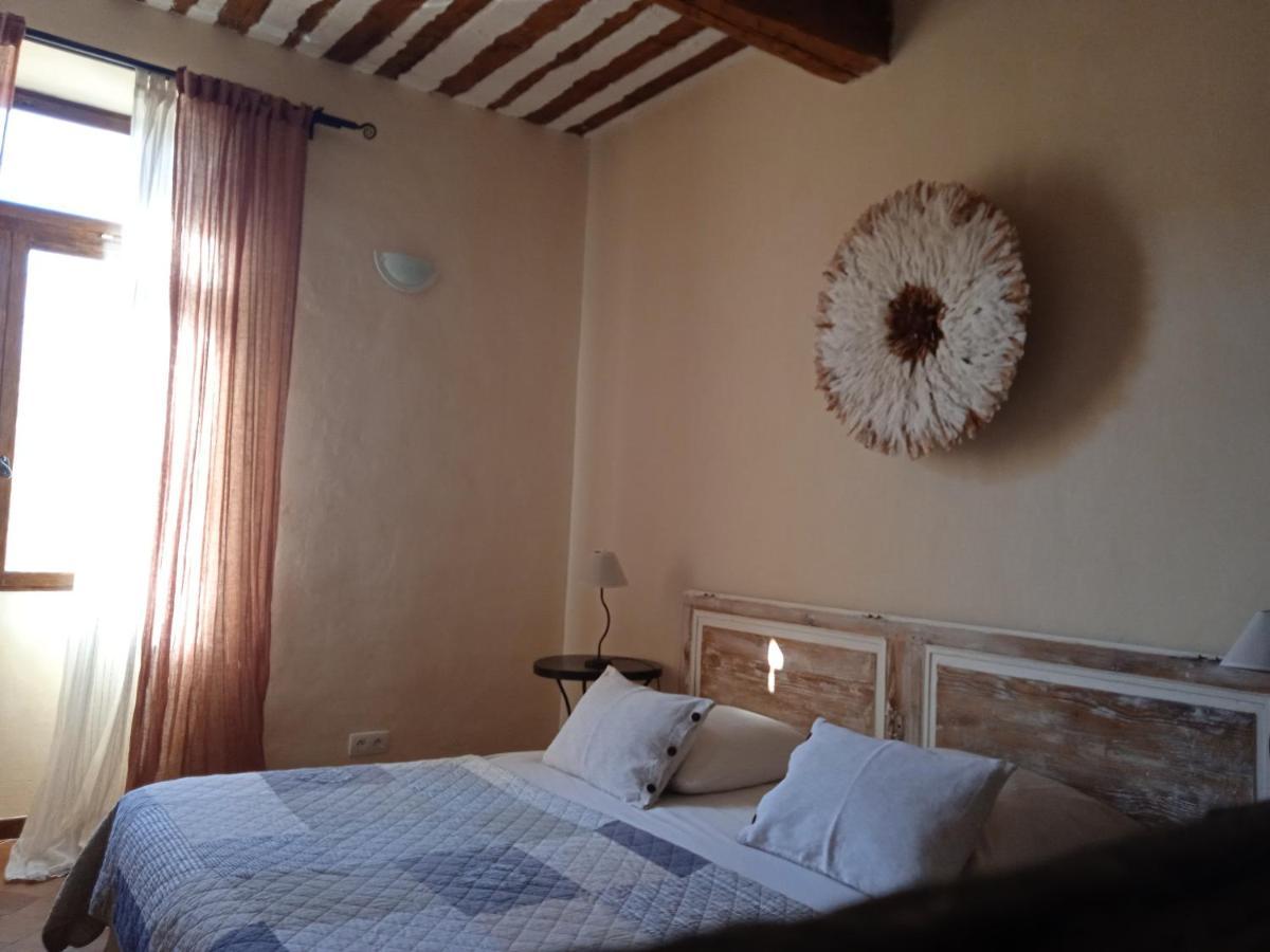 Chambre D'Hotes Face Au Lavoir Méthamis Kültér fotó