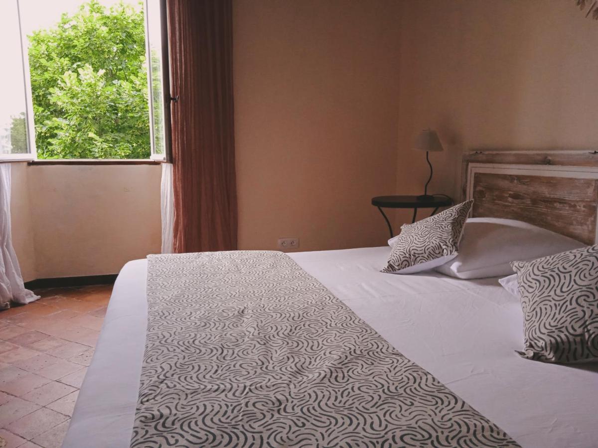 Chambre D'Hotes Face Au Lavoir Méthamis Kültér fotó