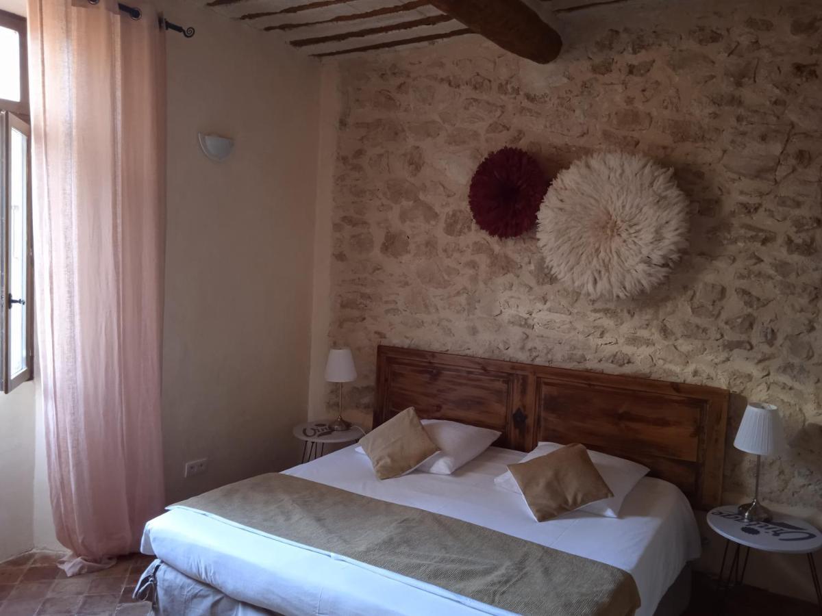 Chambre D'Hotes Face Au Lavoir Méthamis Kültér fotó